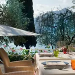 Galvani 4*