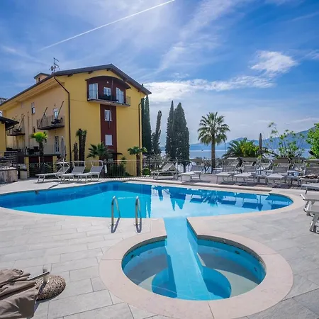 ガルヴァニ トッリ・デル・ベーナコ