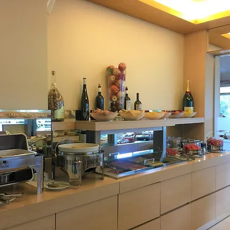 Galvani 4*