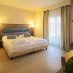 Galvani 4* Torri Del Benaco