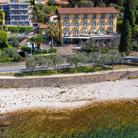 Galvani 4* Torri Del Benaco