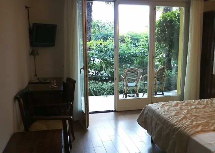 Galvani 4* Torri Del Benaco