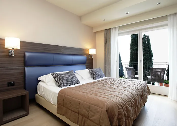Galvani 4*