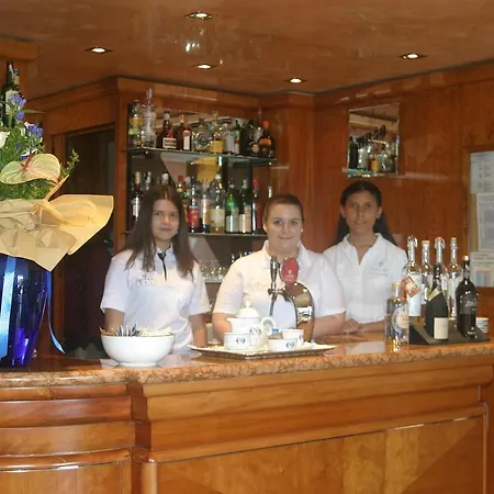 Galvani Hotel Torri Del Benaco