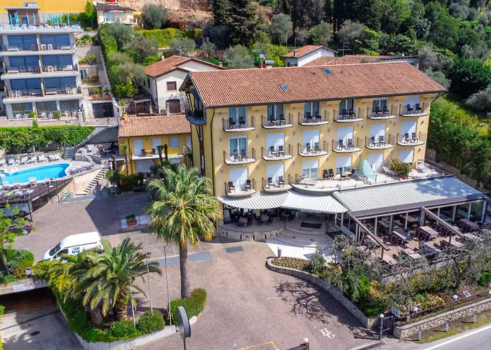 Galvani Hotel Torri Del Benaco